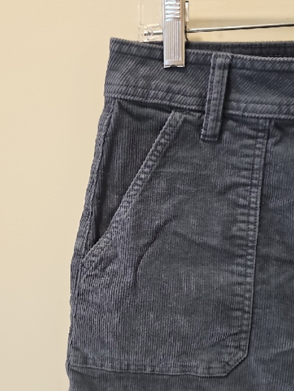 American Eagle High Waisted Corduroy Mini Skirt; EUC; Size 10; Teal color - Picture 3 of 7